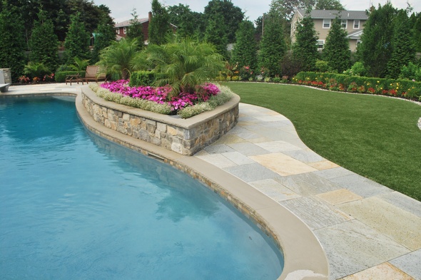 Atlanta Artificial Turf Poolside
